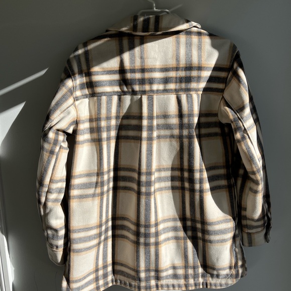 Old Navy Shacket. - Picture 2 of 5